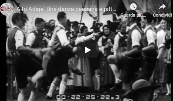 1933: Danza paesana a Bressanone (Istituto Luce) 