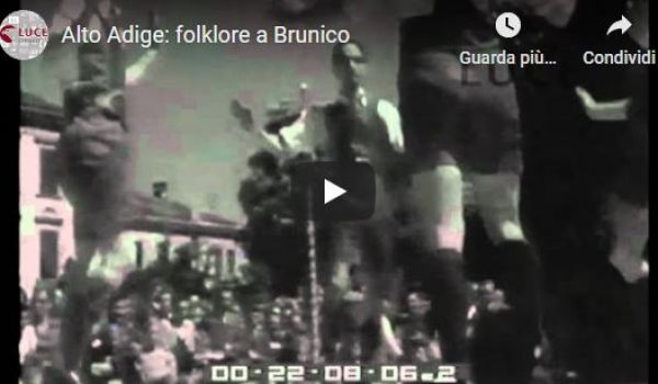 1950: folklore a Brunico (Istituto Luce) 